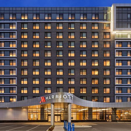 Отель Marriott New York Jfk Airport Экстерьер фото