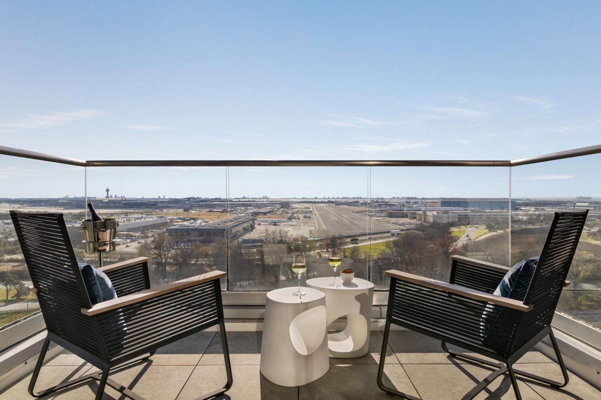 Отель Marriott New York Jfk Airport Экстерьер фото