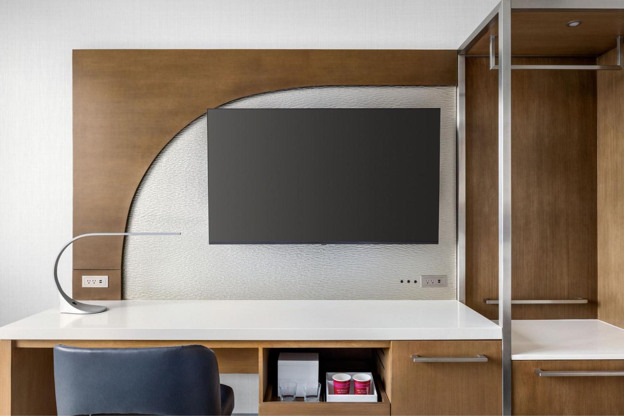 Отель Marriott New York Jfk Airport Экстерьер фото