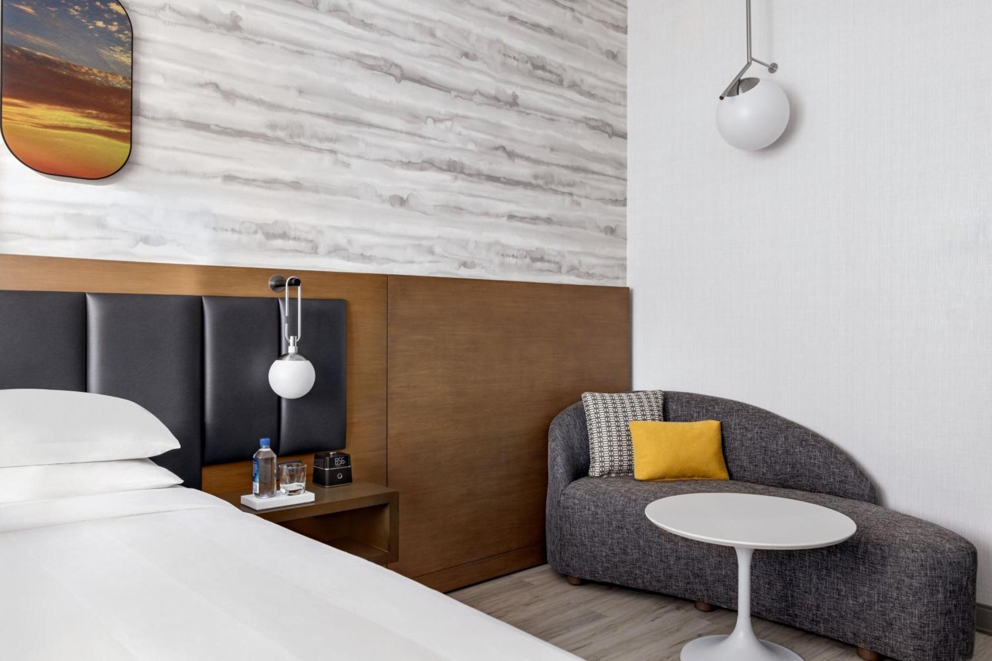 Отель Marriott New York Jfk Airport Экстерьер фото