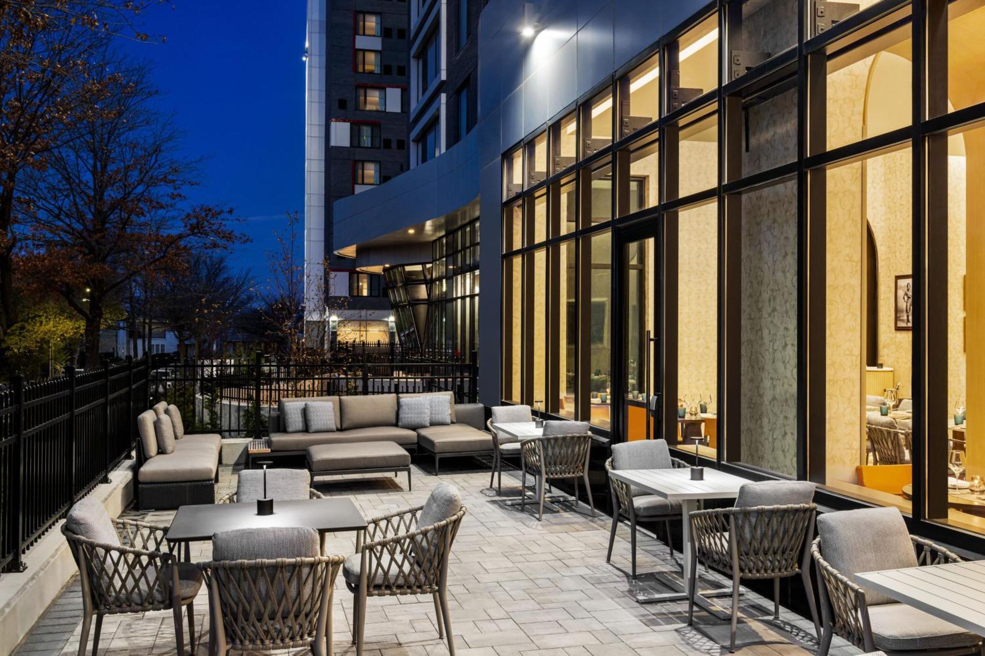Отель Marriott New York Jfk Airport Экстерьер фото